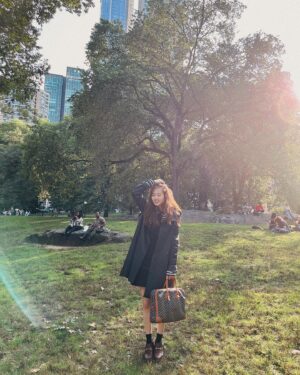 Go Ara Instagram - #centralpark#hi#newyork#happytime#time ♥️💕🎁💕 
#가을 ♥️💕♥️💕
