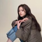 Go Ara Instagram - 🎂💕❤️