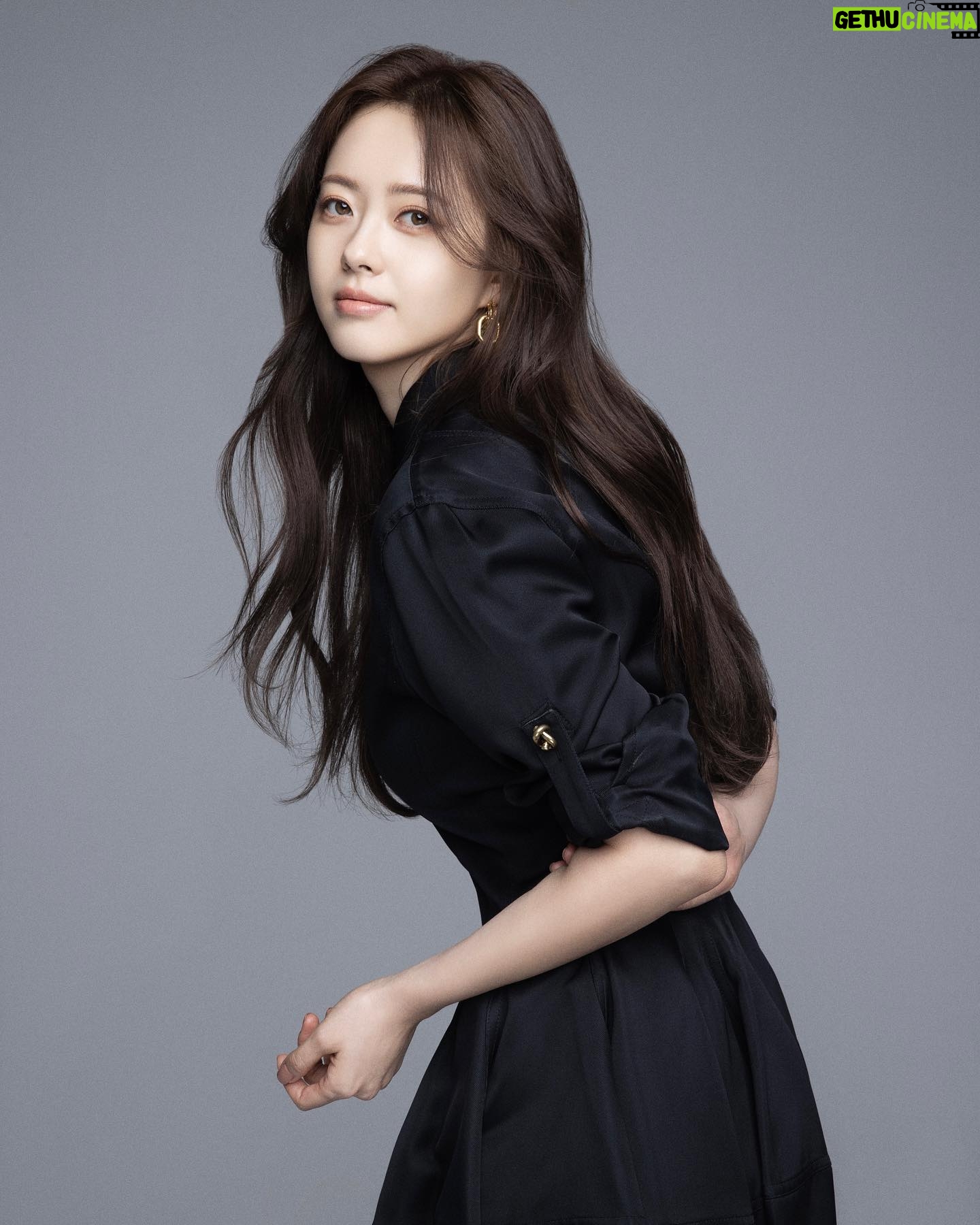 Go Ara - 547.7K Likes - 𝗡𝗘𝗪 𝗣𝗥𝗢𝗙𝗜𝗟𝗘