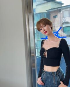 Go Joon-hee Instagram - 8월🖤GOJOONHEE🖤