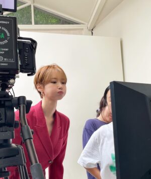 Go Joon-hee Instagram - 나는 덥지 않다. 나에게만 오늘 가을이었네 🍁🍁🍁