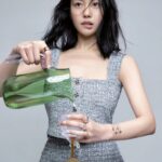 Go Min-si Instagram - @chanelofficial ALL OF YOUR MOMENTS 코코 크러쉬와 함께한 너의 모든 순간. @harpersbazaarkorea