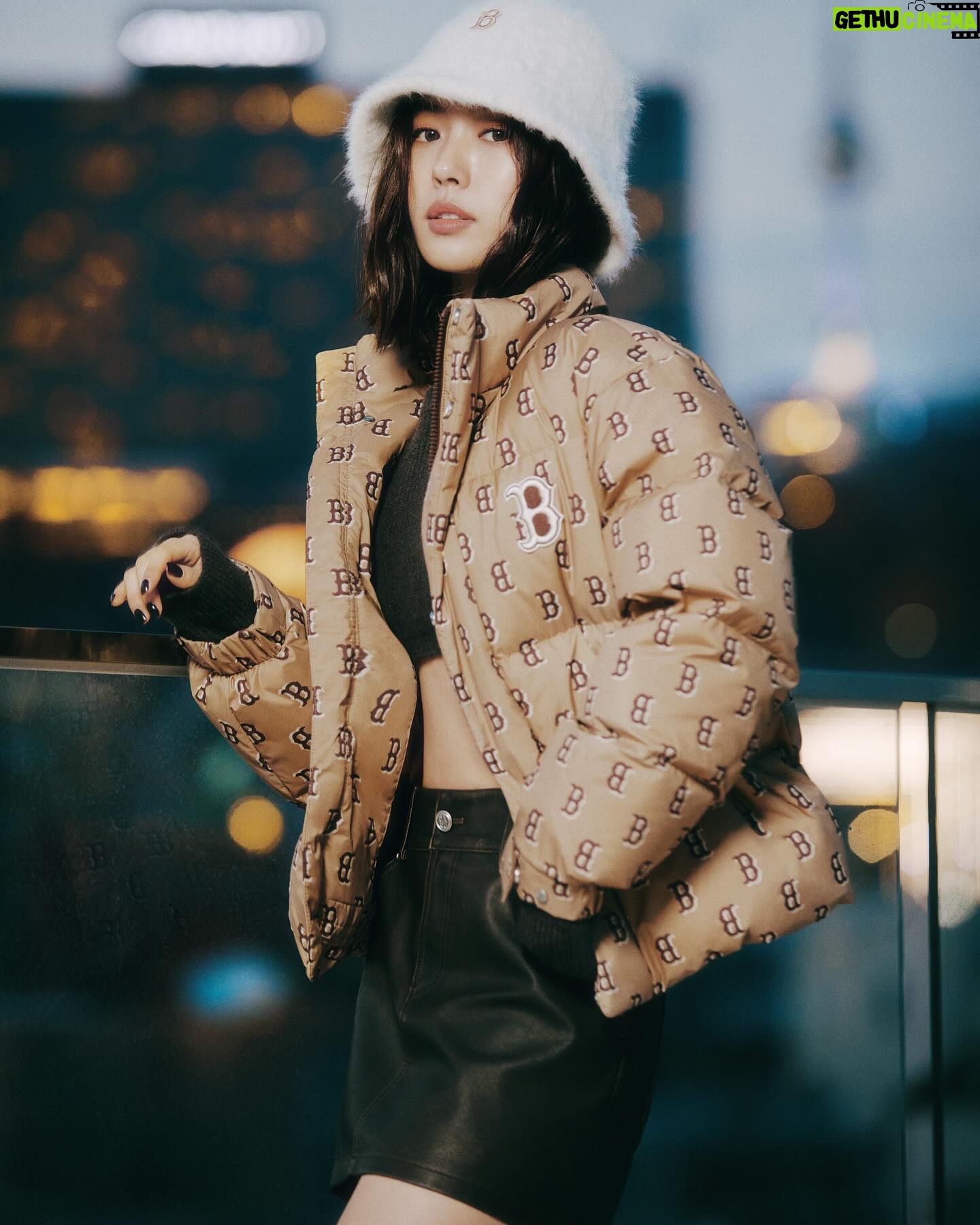 Go Min-si Instagram - @MLBKOREA 🖤🕯️🌨️💂🏻♀️🧤🧞🩵 #AD #MLBCREW #MLB모자 #MLB패딩