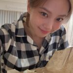 Go Min-si Instagram - 이렇고 저렇고 민시