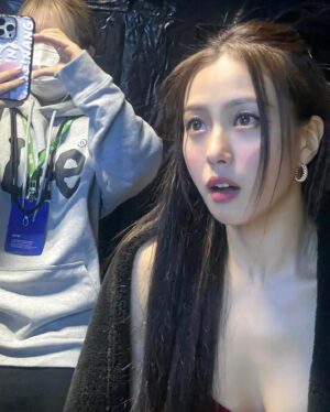 Go Min-si Instagram - 이렇고 저렇고 민시