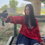 Go Min-si Instagram - 덥고 춥고 쓸쓸하고 외로웠던 은유야 힘내 #SWEETHOME2