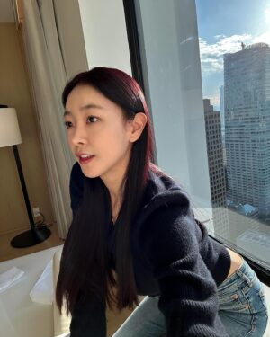Go Won-hee Instagram - 🗼🤍