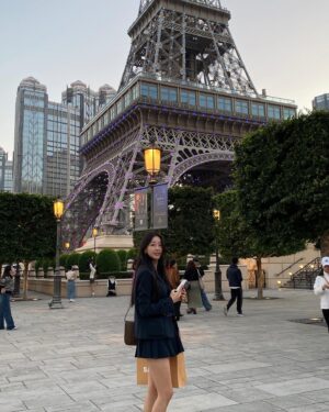 Go Won-hee Instagram - 쇼핑할 생각에 옷을 적게 들고 왔는데 결국 동생 옷만 뺐어 입고
도심 속 작은 유럽에 흥분해서 사진만 찍다 끝난 마카오