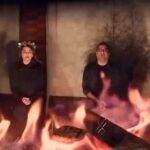 Gohar Kheyrandish Instagram - سلام عزیزانم... بخشی از اجرای زیبای گروه«کلنل» را به مناسبت چهار شنبه سوری راتقدیم میکنم به شما عزیزان . شبتان همراه باشد با خوشی و سلامتی. پ.ن: ممنون :اقاي رئيس داناي عزيز براي فرستادن اين كليپ. 🔻چارشنبه سوری🔻 (از مجموعه‌ی جشن‌های ایرانی) برای چَمبِر ارکسترا و گروهِ خوانندگان اجرا: «گروه کلنل»* آهنگساز و سرپرست گروه: پیمان سلطانی @peyman_soltani2 شاعر: محسن حسینی @hosseini.mohsen59 خوانندگانِ سولیست به ترتیب حروف الفبا: پارسا حسن‌دخت @parsahasandokht نگار گرجیان @gorjianegar محمد مقدس @mohamad.moqads پدیده نادری @padideh_naderi خوانندگانِ همراه: زرگل اولیایی @oliaee_zargol چکاوک @chakavak_avaz پریا رباط @paria_r.s ملودی شمس @melodishms دانیال عباسی @danial.abbaci ابراهیم غفوری @ebigh36 ماجهان majahan_avaz قاسم ناییج @ghassem.naeidj نوازندگان: فلوت: ناصر رحیمی @naserrahimi ابوا: فرشید حفظی‌فرد @farshid.hefzifard تار و سه‌تار: پیمان سلطانی @peyman_soltani2 تار، بم‌تار و تمبک: میثم ملکی @meysammaleki__ کمانچه و ویولا: علیرضا دریایی @alireza.daryaei_ سنتور: نکیسا علی‌حیدری @nakisa.aliheidarii قانون: ابراهیم یساولزاده @ebrahim.yasavolzade نی: پژمان سلطانی @pejman.soltani.7 رُباب و عود: سینا ابراهیمی sinaebrahimi ویلنسل: نگار نوراد @negarnorad تمبک: قاسم ناییج @ghassem.naeidj صدابرداران: حمیدرضا آداب، مهدی بشیر @hamidrezaadab, @mehdibashir_ مهندسی صدا، میکس و مسترینگ: حامی حقیقی @h_aa_m_i کارگردان: معین هاشمی‌نسب @moeinhasheminasab خوشنویس: مرجان پور‌محمود @marjan.pourmahmod