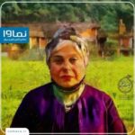 Gohar Kheyrandish Instagram - سلام عزیرانم ... طراحی و معرفی این یک دقیقه های بازیگران ِفیلم « نوبت لیلی » را مثل بقیه فیلمهای « روح الله حجازی » بسیار دوست می دارم . و بی صبرانه منتظر دیدنِ این سریال جذاب خواهم بود . «نوبت لیلی» قرار است به زودی و به صورت اختصاصی از نماوا پخش شود. . «نوبت لیلی» نخستین همکاری مشترک من و « روح الله حجازی » عزیز است فیلمبرداری فاز اول این سریال در شمال کشور به اتمام رسیده و اکنون این روزها در تهران مشغول ادامه فیلمبرداری این سریال هستیم . . «روح‌ الله حجازی پس از ساخت چند فیلم موفق سینمایی، حالا اولین سریال خود را با حضور بازیگران مطرح سینما جلوی دوربین برده است. نویسندگان این مجموعه مهدی شیرزاد، سروش چیت ساز و روح الله حجازی هستند و حجازی تهیه کنندگی و کارگردانی این مجموعه را بر عهده دارد.» . «نوبت ‌لیلی» عاشقانه‌ای جذاب در سبکی جدید است که این ر‌وزها در حال فیلمبرداری است. . هر جمعه اخبار بیشتری از این سریال منتشر خواهد شد. ‏@namava_ir ‏@nobate.leili ‏@rouhollahhejazi
