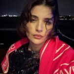 Gonca Vuslateri Instagram – 1-2-3’ler yaşşaağsın Türkler🦾🐬👑💓😎