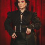 Gonca Vuslateri Instagram - Bu fotoğraf çok beğenilmediği takdirde 2. fotoğrafa dönüşen bir lanet içermektedir. En mühimi huzur. Korkunç hava durumuna karşı direnişim budur.