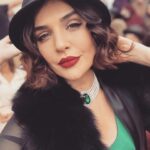 Gonca Vuslateri Instagram - Bu fotoğrafın şarkısı ne olsun? #zaferinrengi #instagram #yesfilter