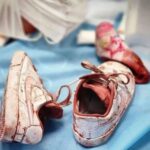 Gonca Vuslateri Instagram - Dünya bu öfkeyi durdurmalı! Çocuk ölümlerini normalleştiremezsiniz! Masum insanların ölümlerini görmezden gelemezsiniz! The world must stop this anger! You cannot normalize child deaths! You cannot ignore the deaths of innocent people! העולם חייב לעצור את הכעס הזה! אי אפשר לנרמל מקרי מוות של ילדים! אי אפשר להתעלם ממותם של חפים מפשע! يجب على العالم أن يوقف هذا الغضب! لا يمكنك تطبيع وفيات الأطفال! لا يمكنك تجاهل وفاة الأبرياء! #gazze #palestinegenocide #enoughisenough #stopwar #israilstopkillingchidren