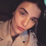 Gonca Vuslateri Instagram – Allah büyük, ilk fotoğraftaki güzellik: genetik👑🐓

Cilt bakımı dedin mi her yerden çıkabilirim. Ankara hayatımın parçası haline gelen @dralisahan ‘a çok teşekkürler. 

🩵 #ankaragünlükleri