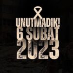 Gonca Vuslateri Instagram - Ülkemiz .. güzel toprağımız.. Son yılların en büyük felaketinin ilk yılı.. Acılar taze.. Eksikliklerimiz çok.. Gözümüz gelecekte elbette fakat özümüzü, değerlerimizi iyileştirerek .. Acıları anlayarak. Birlik bilincinin önemini kavrayarak dönecek akrep ile yelkovan Ülkemizin başı sağ olsun.. Allah geride kalanların yardımcısı olsun.. Orada olan ve bu olayı yaşayan kimseyi anlamaya gücümüz yetmeyecek fakat ellerimiz onları sımsıkı tutmaya Ve Her daim duaya açık, Nöbette. ! 🙏🏼