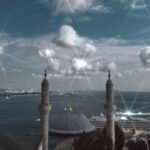 Gonca Vuslateri Instagram - Haftanın sonu.. kutlu doğum haftasından..🛰️🤘🏻 👽🛸 @pelisterdeniz @fthplster L ile Sergi geliyor! Sergi!