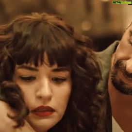 Gonca Vuslateri Instagram - Evet! Top10’da bu hafta 1. @netflixturkiye ALLAH YAZDIYSA BOZSUN 🩵 Güzel yorumlarınız için çok teşekkür ederim💛 Ve canım partnerim @burakyamanturk 🤝🏽🕺🏻 Hala izlemediyseniz izleyin derim😎🫡 @barissyoss 🤝🏽🫶🏼😻