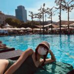 Gong Hyo-jin Instagram – 비올거라고 믿었는데 아침부터 해가 나길래 뛰쳐나갔는데… 바람도 불고 해는 구름 뒤로 적당히 들어갔다 나왔다.. 올해 바캉스는 오늘로 끝일지도.. 23년 베푸들과 꿈같았던 촬영없는날 🌴