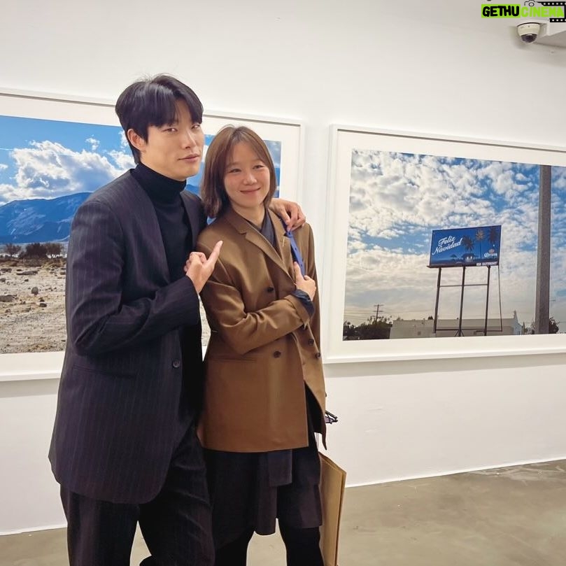 Gong Hyo-jin Instagram - 홍대 상상마당에서 24년1월21일까지 준욜이의 영감넘치는 작업을 볼 수 있 😎