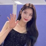 Gong Seung-yeon Instagram - 안녕 12월😶🌲👋💐