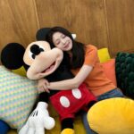 Gong Seung-yeon Instagram - 🧡