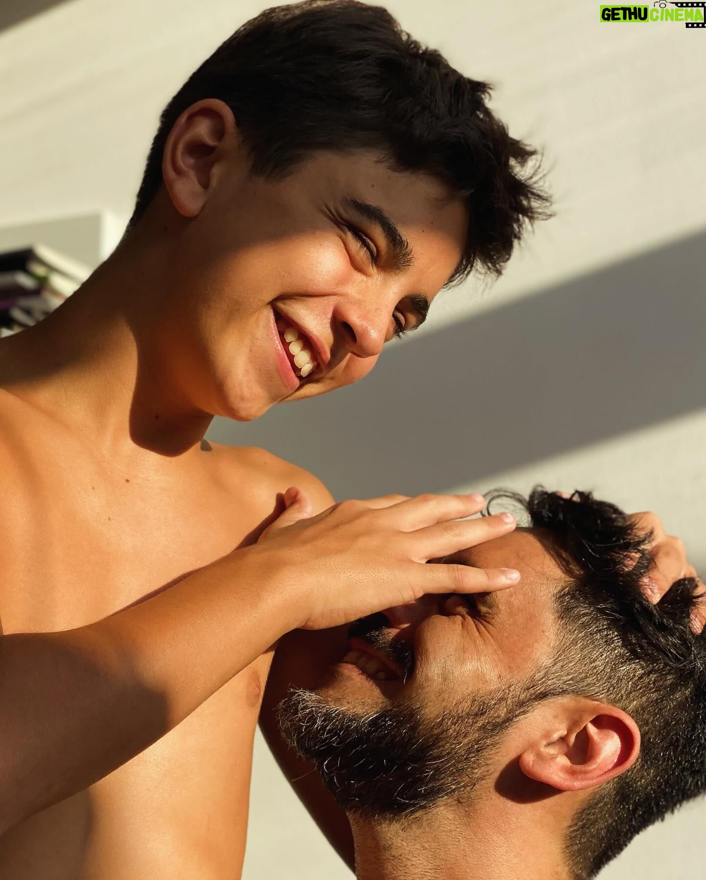 Gonzalo Heredia Instagram - Eloy y su papá.