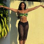 Goyo Instagram – Las mujeres que inspiran arte son musas , decidi ser mi Propia Musa. 🍍☀️❤️‍🔥🤲🏾🍃

@alma_psicodelica 🔥🤟🏾🦋