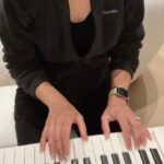 Grace Byers Instagram - Growing up, we used to sing this song often. My heart remembered it recently, and I was able to piece it together on the piano. I can’t accurately describe the encouragement I received while doing it. Today, more than ever, I pray that you will know that there are beautiful things to be made on the other side of it all. #HappyEaster #ResurrectionSunday 🙏🏽💜 love u.