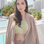 Grace Caroline Currey Instagram - Miami Beach, you’re lovely🌊 🐚 🧜🏻‍♀️