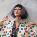 Grace Chan Instagram – POV: WHEN YOU HARDLY RECOGNIZE YOURSELF 🫣🤡😏

KL‼️ I don’t think I’ve ever had a bad time in Malaysia (aka my third home) but the unforgettable experiences keep building! 😍

Here’s a sneak peek to a suuuper exciting project coming up this SUMMER with @aptsalon.official ❤️❤️ 

What do you guys think of this avant-garde, VERY different side of me?