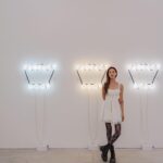 Grace Chan Instagram - It took me 32 years to finally understand art… ...and for some it may take longer or no time at all. You see, art to me has always been one of the most subjective human experiences. You can love it, understand it, be frightened by it, or confused by it. The list goes on. Visiting the newly opened Bruce Nauman exhibition at Tai Kwun, I felt all of the aforementioned emotions. The works are thought provoking and often requires a second look. His art really draws you in with its “loudness” in midst of the simplicity. This exhibition opened my eyes and mind. I loved it. I really do. My favorite work is the three heads “waterfall” piece which not only looks intriguing but pierces your memory with sight and sound. There’s so much to be experienced at this exhibition. I promise it won’t disappoint. Bruce Nauman Exhibition Period: Now to 18 August 2024 JC Contemporary and F Hall Gallery @taikwun.hk @taikwuncontemporary #TaiKwun #BruceNauman #BruceNaumanTaiKwun #大館 #布魯斯瑙曼 #大館當代美術館 #布魯斯瑙曼大館