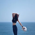 Grace Chan Instagram - This year I finally understand that…🦋 You can be a kind person but… Still say no Disagree to things Do the wrong thing Stand up for yourself Have bad moods And make mistakes …the list goes on. Because if you’re like me, spending your life trying to meet other people’s standards, pleasing everyone and avoiding “the wrong thing” is —if not impossible— very, very tiring. What’s more important is this: Being humble, compassionate, and grateful to yourself and to those around you. 🌈 (It’s not my birthday by the way…) P.s. Happy to have accomplished my once a month hiking goal for March ✌️🥰 Blessed to have legs that can take me up these beautiful mountains and friends to enjoy the scenery with me 💚⛰️