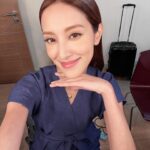 Grace Chan Instagram – HAVE YOU SEEN THIS BUS 👀?! 🚌😌😍
Well if I don’t type this caption in perfect English, I’ll probably get fired…so here we go:
SO HAPPY TO BE THE FACE OF @51talk_hk 😙😙😙
When I was in primary school, I remember when asked what I wanted to be when I grow up, I answered without hesitation: an English teacher. 👩🏫
I’ve always enjoyed learning different languages and now having kids of my own, I believe that the more languages we expose them to, the more prepared they are in the future. 🥰
If you’re like me and looking for a way to get your kids started on learning English in a fast, fun and safe way, you can download the 51Talk app and even get THREE free trial classes!
And always remember: every child is different and learns at their own pace, be patient and enjoy the process! 💕