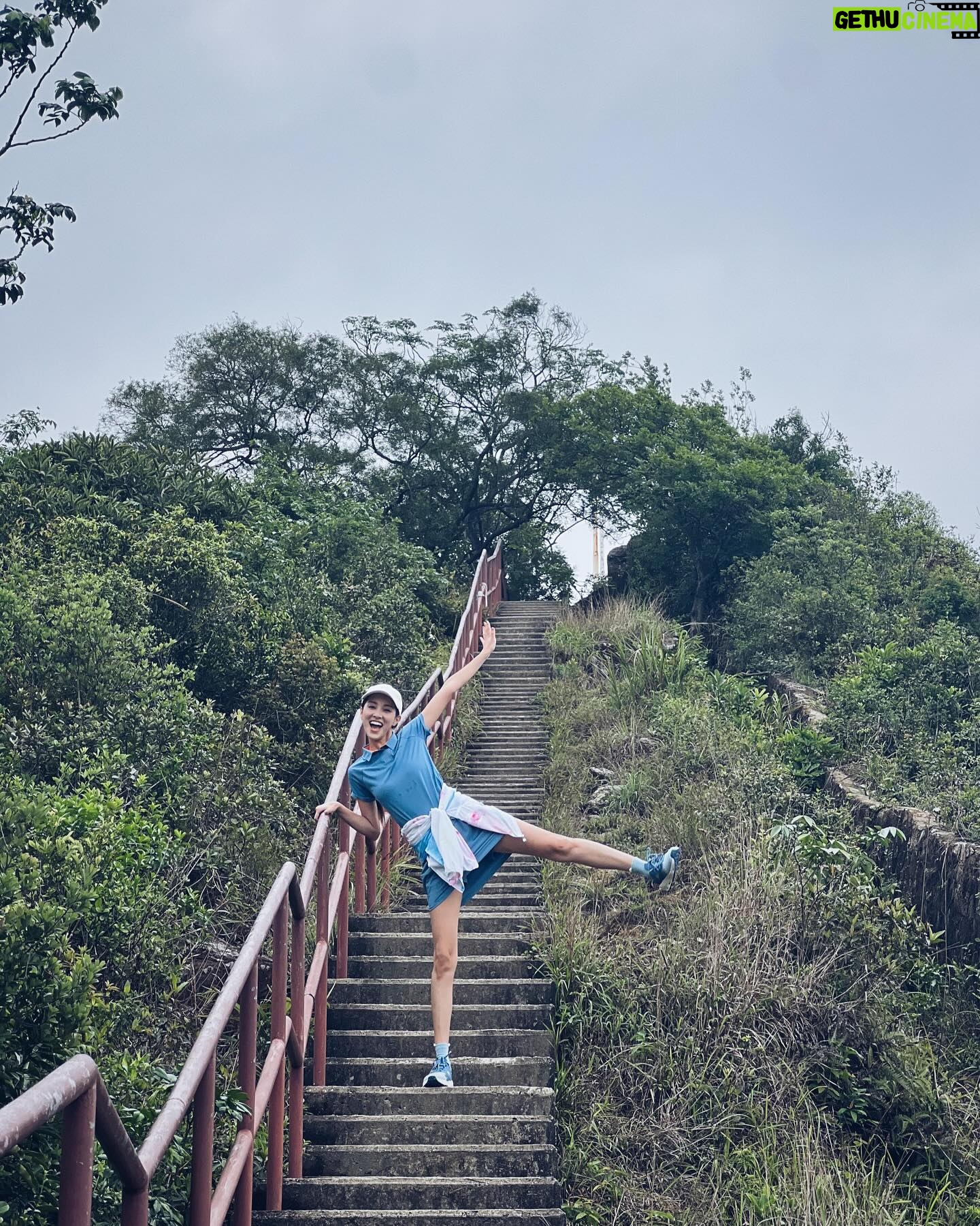 Grace Chan Instagram - Another Month, Another Climb 🧗🥹🤍 It’s April, 🥰 which means it’s been 4 months from when I started my goal of hiking once a month. 🏔️ Now I know this doesn’t seem like a very impressive target🥹, but as someone who has started making New Year’s resolutions since she was 10… I know that unless I am realistic with myself, I’ll be ripping up that list faster than you can say….(you get the idea 🤭) And the most important thing is… ACHIEVING the goal FEELS REALLY GOOD!🩷 So if you’re like me, try being honest with yourself about what you CAN do versus what you THINK you should do😘 P.s….HK ain’t so bad even in gloomy weather 😁🌧️