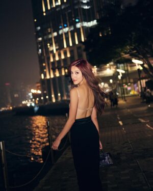 Grace Chan Instagram - nights like these… ✨ 

you know the saying about how what we post on social media and reality sometimes differs?
But sometimes there’s a special occasion when the two beautifully merge…it’s rare, and it shines 💎 
Thank you @camuscognac for having me at the Chaine Bailliage Diamond Ball~ it was definitely a night to be remembered 🤍