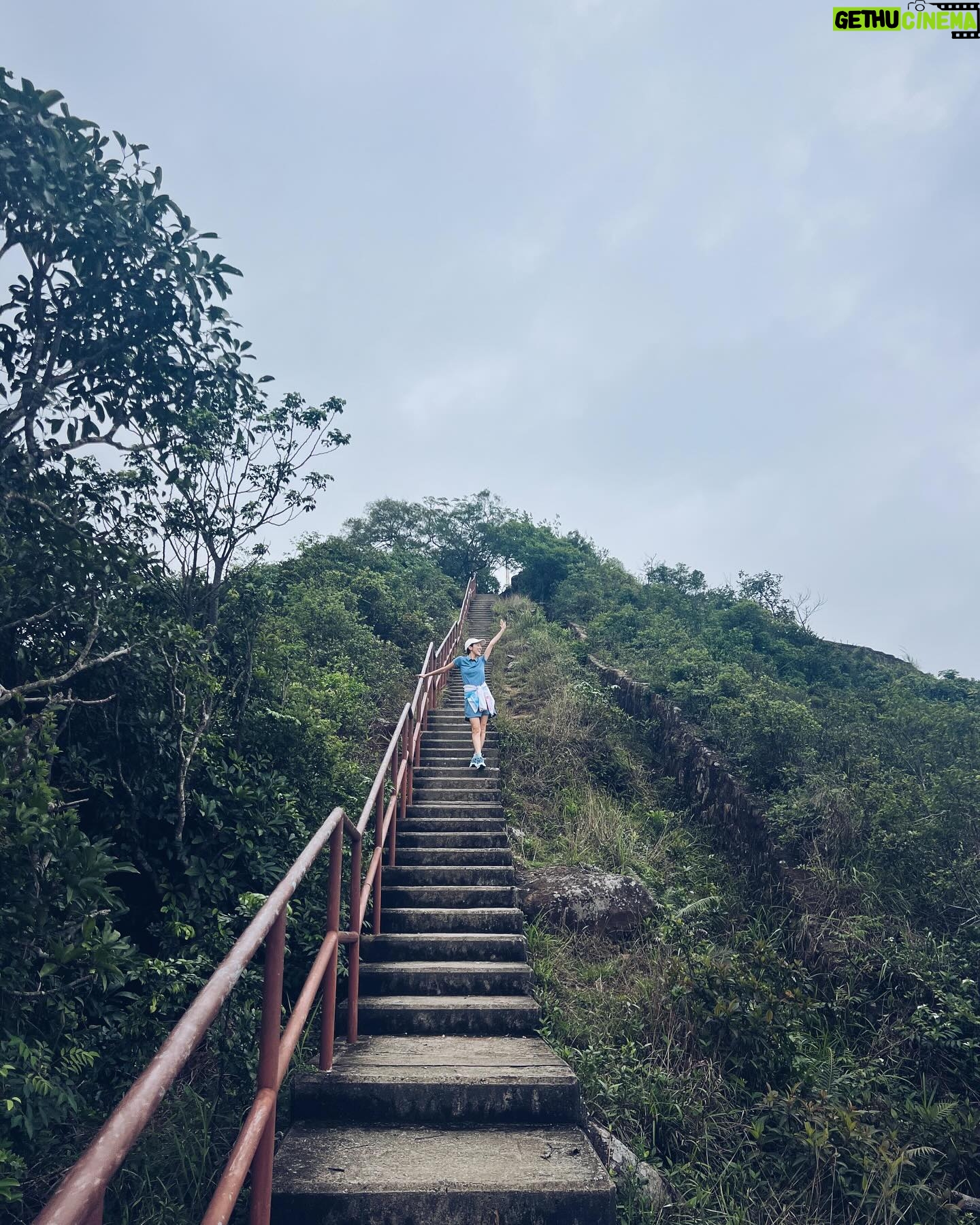 Grace Chan Instagram - Another Month, Another Climb 🧗🥹🤍 It’s April, 🥰 which means it’s been 4 months from when I started my goal of hiking once a month. 🏔️ Now I know this doesn’t seem like a very impressive target🥹, but as someone who has started making New Year’s resolutions since she was 10… I know that unless I am realistic with myself, I’ll be ripping up that list faster than you can say….(you get the idea 🤭) And the most important thing is… ACHIEVING the goal FEELS REALLY GOOD!🩷 So if you’re like me, try being honest with yourself about what you CAN do versus what you THINK you should do😘 P.s….HK ain’t so bad even in gloomy weather 😁🌧️