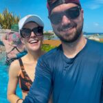 Grace Helbig Instagram - Went to Mexico with the best people and had the best time. It was so fun I was hardly on my phone. Refreshing! But here’s proof of travel in case you were worried I might be in a Mayan Riviera prison 🙃