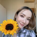 Grace Wong Instagram - Love buying myself a little flower to brighten up my day. 🌼 Btw, i have a new video out on Youtube sharing how to stay focused on God even when emotions go up n down. Yes I know, who feeelss me??? 😆🙋🏻‍♀️🙋🏻‍♀️🙋🏻‍♀️ Hope it encourages you n helps u to refresh yourself after a long weekend! 😇😘 😘😘😘 link on my bio ⬆️