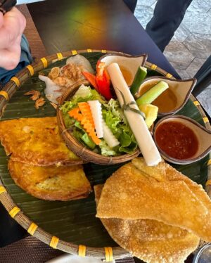 Grace Wong Instagram - The “I’m full but I can def eat some more face” 😛😇🤪

Thanks for alll your lovely suggestions!!! Walked around Hoi An today n the food is just tooooo good!!!! 😩😩😩

 5kg trip🤭 

Rounder and rounder… and rounder