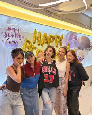 Grace Wong Instagram - Best Birthday Everrrrr 🥳🥳🥳

Two things I wanted this year, a Ghetto Fabuloussss Dance Partayyyy 🥵

And a prayer time for all my friends in the entertainment industry 🥹🙌🏻

This industry really gets you down sometimes, with you not feeling you good enough, comparison, chasing fame and fortune. You have highs n lows, and when it’s low it gets really really hard to stay joyful and be yourself. Thank you Jesus for blessing me with all these brothers and sisters in my life who share my passion for music, dance and Jesus! I love every single one of yaaaaaaaa!!!! 😘😘😘😘🥰😍😍🥰

And to my family who made it all happen @dchang515 @janice_vidal @jillvidal @chungshersher @sukiekie @ediechang and @cherylck92 I appreciate everything you do for me from the bottom of my heart!

My heart is full and my legs is sore. 
That’s a good birthday 🤣🤣🤣
Hallelujah 😇

PS. Can’t wait to party it up w Jesussss in the Holy City 🤭 y’all want tickets? Cuz I know how to get u in 😉