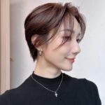 Grace Wong Instagram - Hiiiiii 🙋🏻‍♀️ 想剪好耐 👀 gum…. 想剪就剪吧 🤭 @jamieleehair 💇🏻‍♀️💇🏻‍♀️💇🏻‍♀️ #夏天髮型2024 #諗起每日吹頭45分鐘變5分鐘 #爽皮 😌