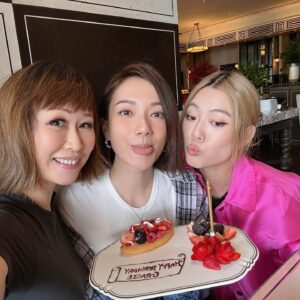 Grace Wong Instagram - Happy 520 💜

啲人成日問我近排忙緊啲乜？拍緊啲乜？幾時有新歌？幾時有戲出？

我發覺我好多時間都在建 立 關 係！🤭 

去關心身邊的人，鼓勵他們，愛惜他們。咁多年來身邊儲咗好多好好嘅朋友，好多可以講真心說話嘅朋友，真係好難得 🥹 一齊分享，一齊祈禱，一齊講耶穌，it’s such blessing to love people n receive love in return 💖

Building God’s kingdom is one of my biggest passions in life. And as I walk this journey some may not see it as “successful” in the world’s eyes. But trying my best to love people the way Jesus did is successful in God’s eyes. And in the midst of loving, my heart has become full. 🥰 even tho my emotions get crazy sometimes, u know.. humans are not the easiest 😂 

Thankful to all my brothers and sisters that have grown up with me these past years. And thank you for taking the time out to celebrate with me. 生日唔係重點，重點係感受到身邊有好多人很關心我, 很愛我。

Feeling very blessed and grateful 🥹🫶🏻

Bible verse I’ve been studying: 
“If I could speak all the languages of earth and of angels, but didn’t love others, I would only be a noisy gong or a clanging cymbal. If I had the gift of prophecy, and if I understood all of God’s secret plans and possessed all knowledge, and if I had such faith that I could move mountains, but didn’t love others, I would be nothing. If I gave everything I have to the poor and even sacrificed my body, I could boast about it; but if I didn’t love others, I would have gained nothing.”
‭‭1 Corinthians‬ ‭13‬:‭1‬-‭3‬ ‭NLT‬‬

“Three things will last forever—faith, hope, and love—and the greatest of these is love.”
‭‭1 Corinthians‬ ‭13‬:‭13‬ ‭NLT‬‬

I think the most meaningful thing in life is to love God, love others and be loved. 💜

PS. 大家也不需要擔心，我也是個很勤力做嘢嘅人，new projects coming soon 🙃😛