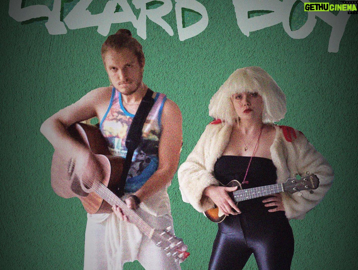Gracie Gillam Instagram - For Halloween we dressed as the cast of ‘Lizard Boy’ which is my favorite musical now! It was written by it’s star @justinhuertas, and has only two other cast members @kiki_dela and @billytwotimes. The cast plays all the instruments for the show and fill the space with pantomime action in a way that is so groundbreaking and inventive. It also particularly resonates in these extra-lonely times. You too can watch ‘Lizard Boy’ on demand through November 14th by searching for “Lizard Boy” and clicking the theatreworks.org link!