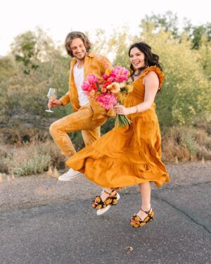 Gracie Gillam Instagram - I got married 309 days ago and I’m fiiiinally posting the wonderful pictures by the incomparable @mollymcphoto! What a day. So much joy. Do you think people will be like “heck yeah” or bothered that I don’t shave my armpits?