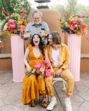 Gracie Gillam Instagram - I got married 309 days ago and I’m fiiiinally posting the wonderful pictures by the incomparable @mollymcphoto! What a day. So much joy. Do you think people will be like “heck yeah” or bothered that I don’t shave my armpits?