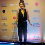 Graciely Junqueira Instagram - Ontem foi uma noite especial, me vi pela primeira vez no cinemaaaaa. Rolou pré estreia de Mamonas Assassinas - O Filme , dá pra perceber no meu sorrisão o quanto eu tava feliz . Descobri que minha personagem tem até apelido “ periguete de Jundiaí “ HAHAH . Mamonas assassinas - O filme , dia 28/12 nos cinemas. 🍿🎬