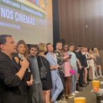 Graciely Junqueira Instagram - Ontem foi uma noite especial, me vi pela primeira vez no cinemaaaaa. Rolou pré estreia de Mamonas Assassinas - O Filme , dá pra perceber no meu sorrisão o quanto eu tava feliz . Descobri que minha personagem tem até apelido “ periguete de Jundiaí “ HAHAH . Mamonas assassinas - O filme , dia 28/12 nos cinemas. 🍿🎬