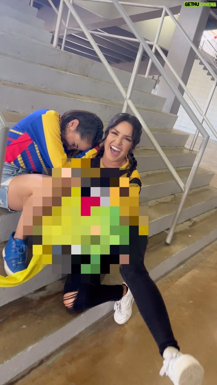 Gredmarie Colón Instagram - Bueno ahora fue el turno de Ana a manos de Gredmarie seguimos en en BTS de @losmecanicosmovie
