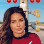 Gredmarie Colón Instagram - Listos para ver @losmecanicosmovie 🏁🚦🏎️💨 y conocer a “Linda Rivera” 🙋🏻‍♀️??? 🚨 GRAN ESTRENO 19 de Enero 2023. 🔥 SOLO EN CINES 🍿 🎫 ya los boletos están disponibles!!! Una comedia para toda la familia y en honor al deporte del aceleramiento. Así que a todos los “fiebruzzzz” esto es pa ti. #behindthescenes #memories #gredmariecolon #actress #latina #fisrtmovie #losmecanicosmovie #puertorico #cine #film